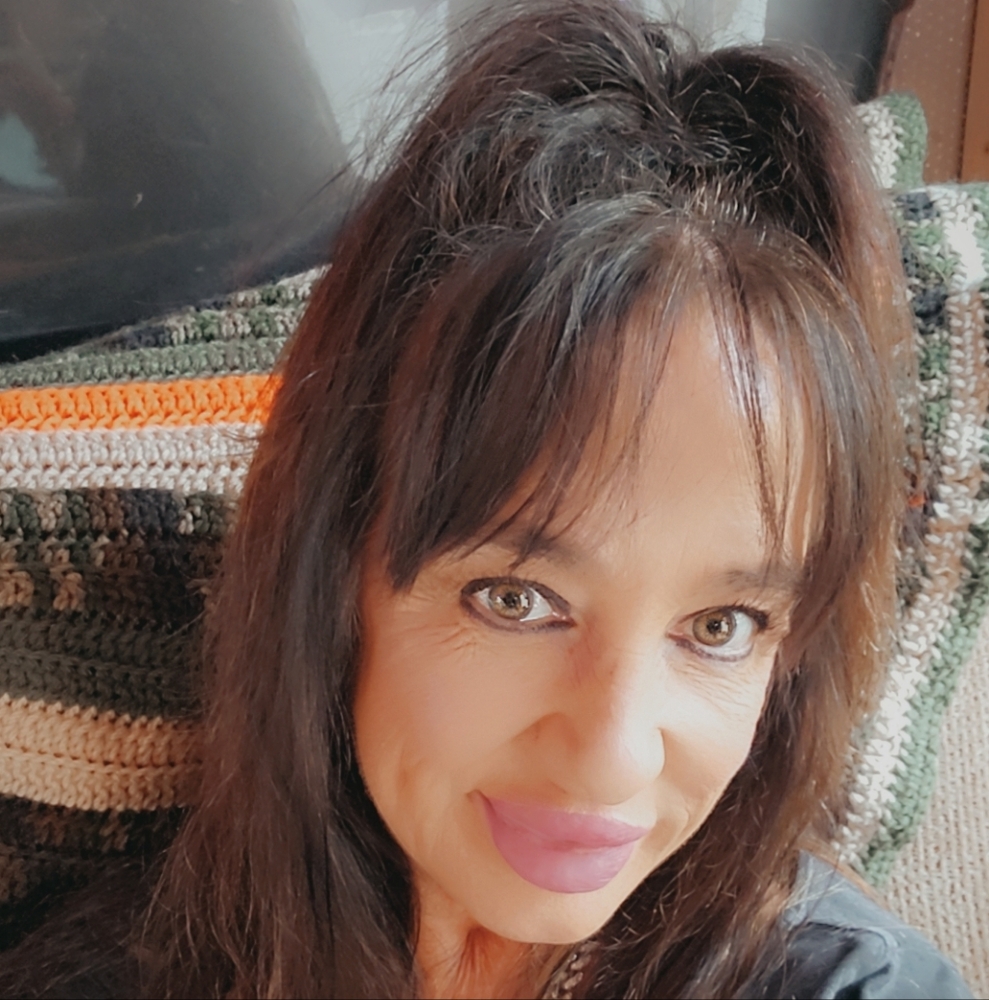 Meet your Posher, Michele